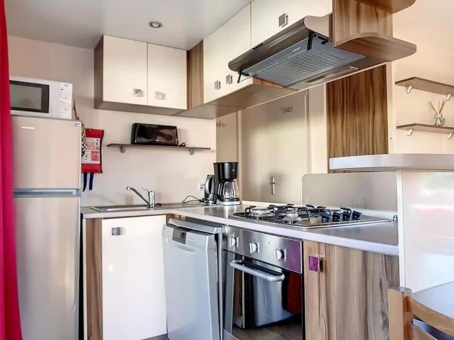 Fréjus Le Moorea Mobilhome Camping Le Montourey 4 Etoiles מראה חיצוני תמונה