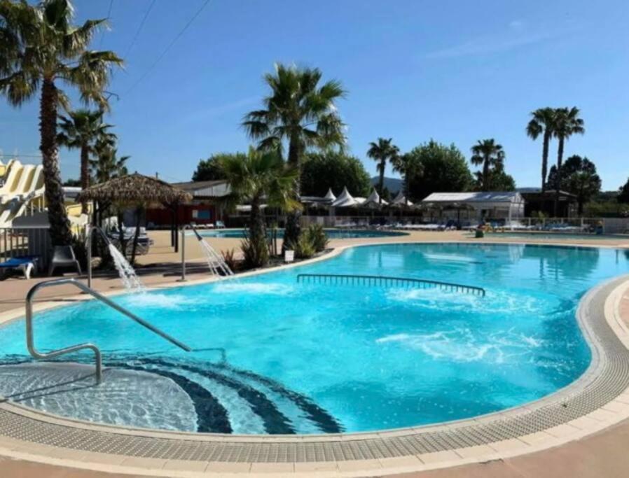 Fréjus Le Moorea Mobilhome Camping Le Montourey 4 Etoiles מראה חיצוני תמונה