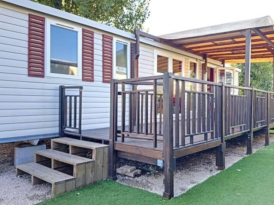 Fréjus Le Moorea Mobilhome Camping Le Montourey 4 Etoiles מראה חיצוני תמונה